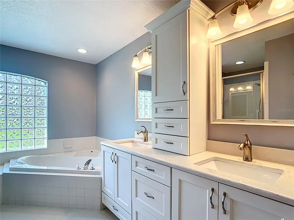 5311 Saddleback Court Lady Lake FL 32159