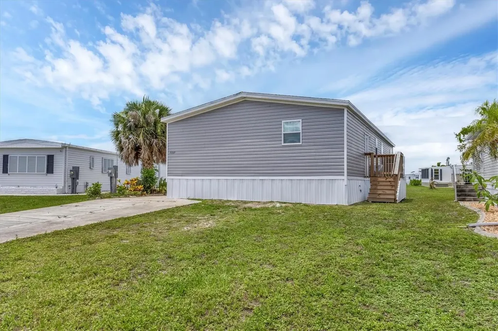 7337 Desant Lane Port Charlotte FL 33981