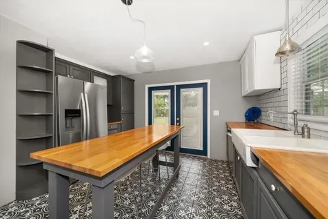 310 N Lincoln Avenue Clearwater FL 33755