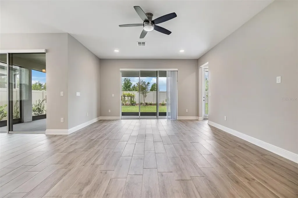 7276 Notched Pine Bend Wesley Chapel FL 33545