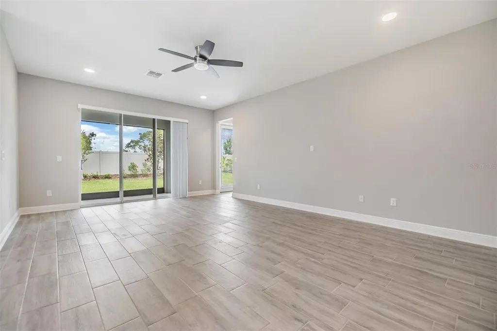7276 Notched Pine Bend Wesley Chapel FL 33545