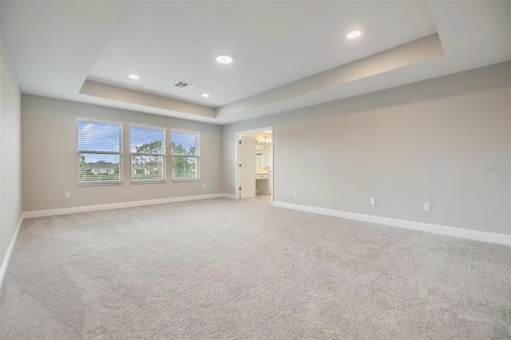 7276 Notched Pine Bend Wesley Chapel FL 33545