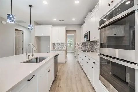 7276 Notched Pine Bend Wesley Chapel FL 33545
