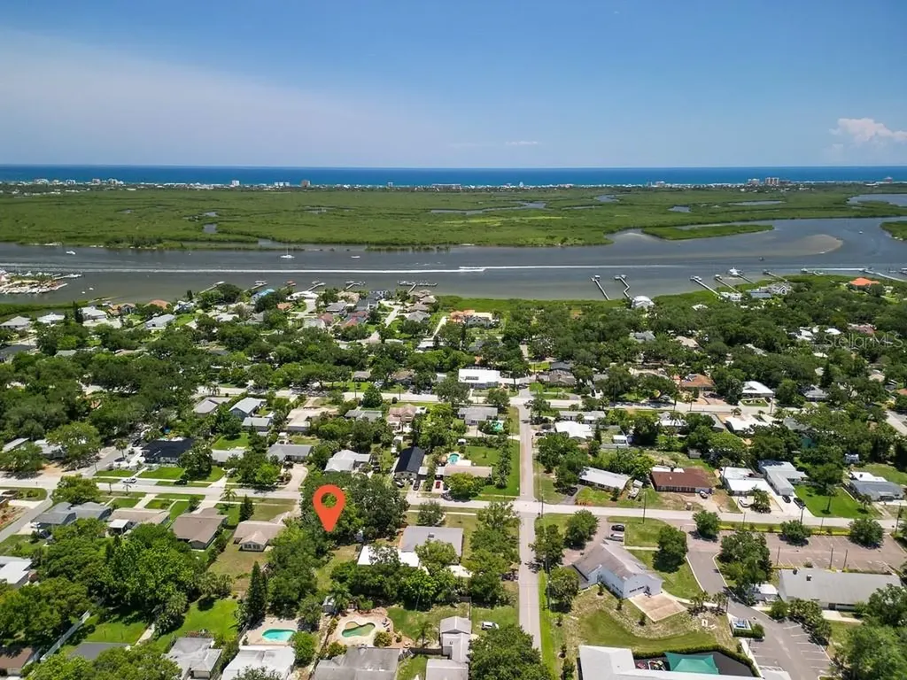 1508 Live Oak Street New Smyrna Beach FL 32168