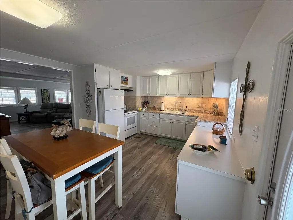 408 49th A Avenue E Bradenton FL 34203