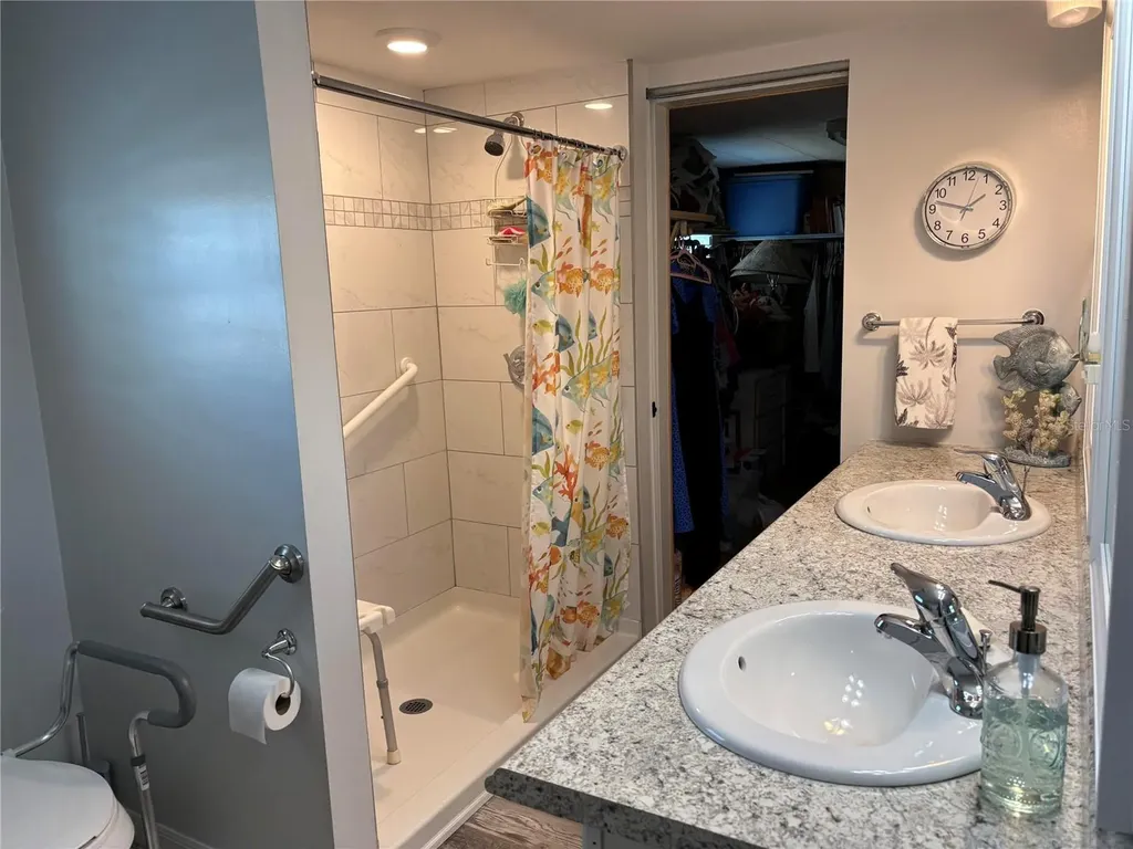 408 49th A Avenue E Bradenton FL 34203