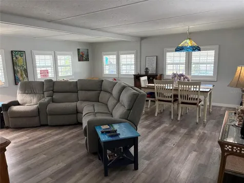 408 49th A Avenue E Bradenton FL 34203