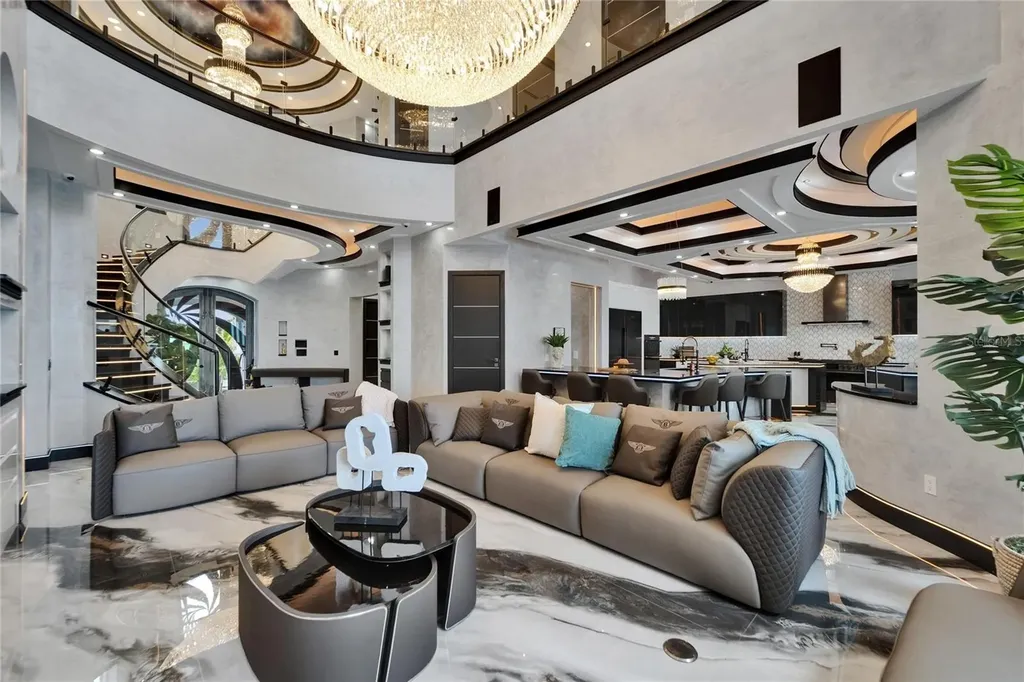 6526 Surfside Boulevard Apollo Beach FL 33572