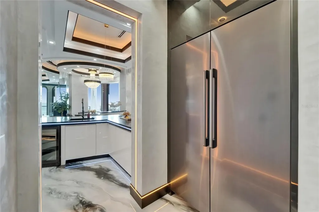 6526 Surfside Boulevard Apollo Beach FL 33572