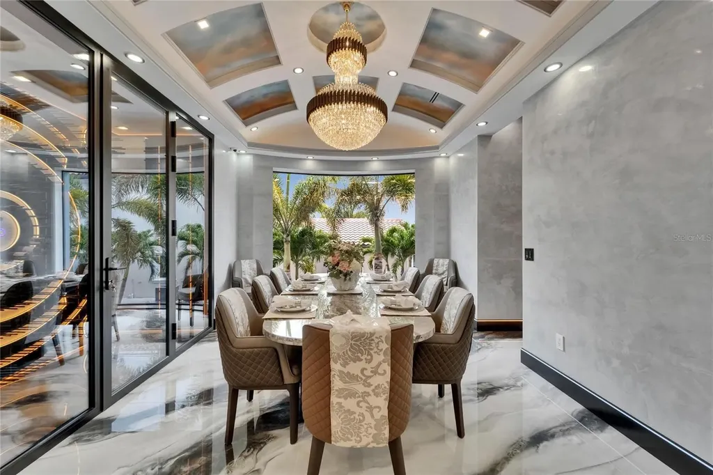 6526 Surfside Boulevard Apollo Beach FL 33572