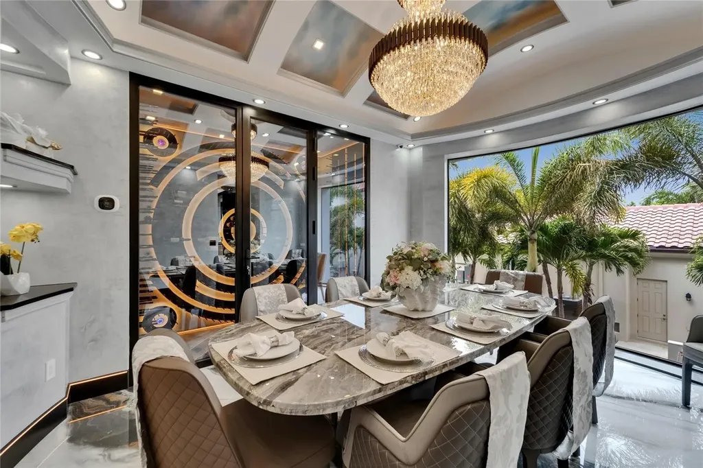 6526 Surfside Boulevard Apollo Beach FL 33572