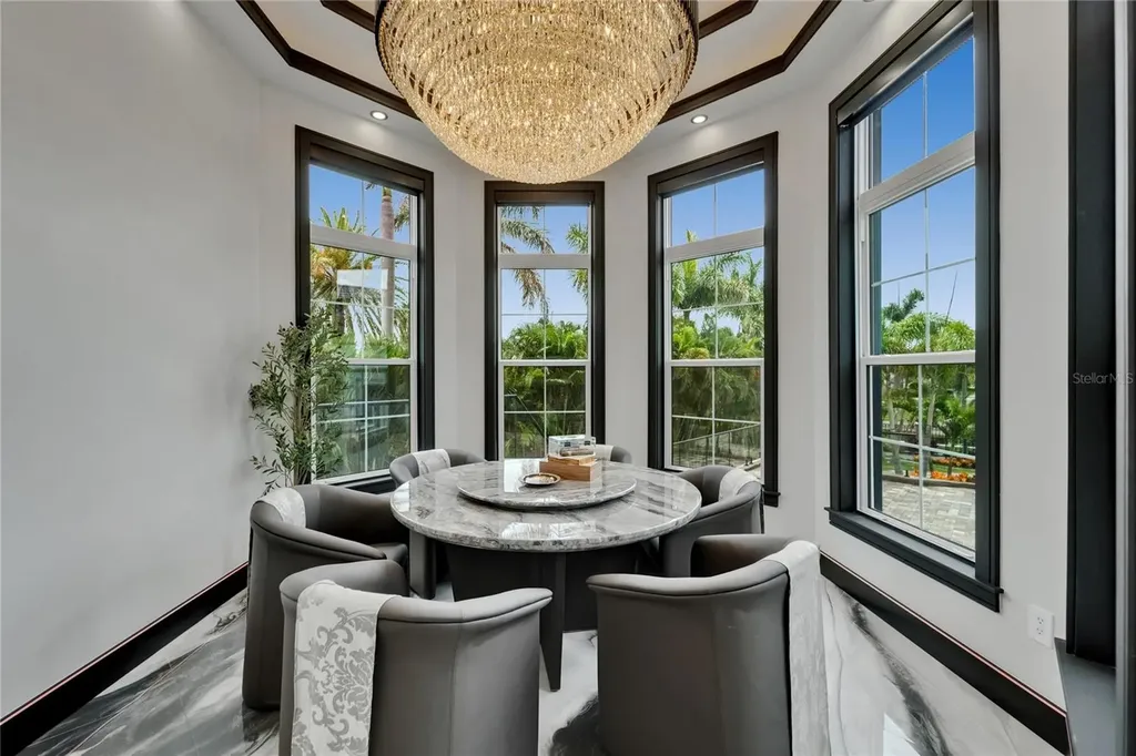 6526 Surfside Boulevard Apollo Beach FL 33572