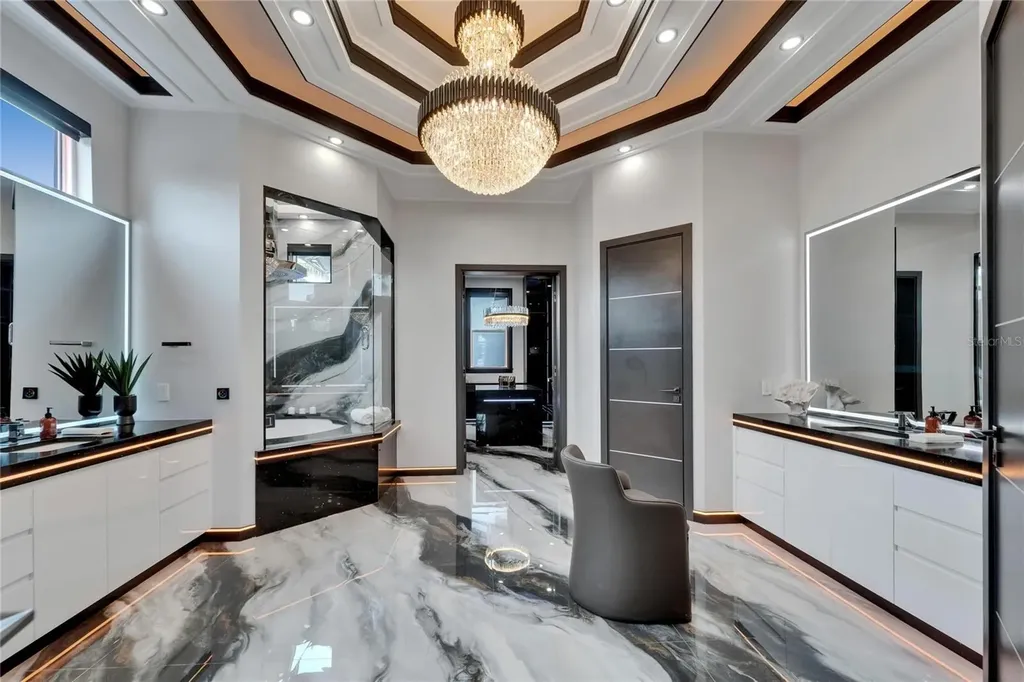 6526 Surfside Boulevard Apollo Beach FL 33572