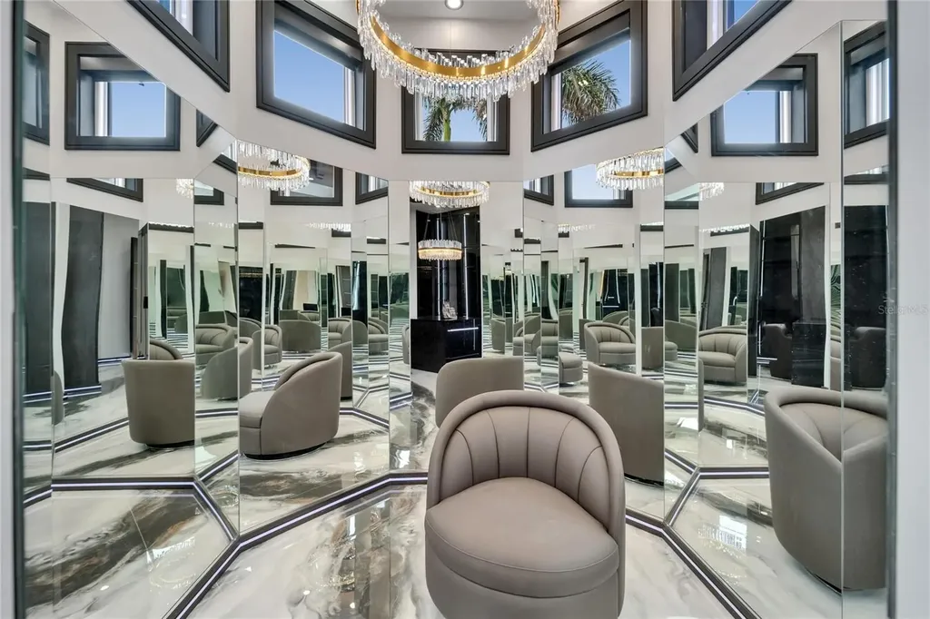 6526 Surfside Boulevard Apollo Beach FL 33572