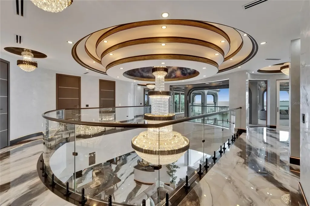 6526 Surfside Boulevard Apollo Beach FL 33572