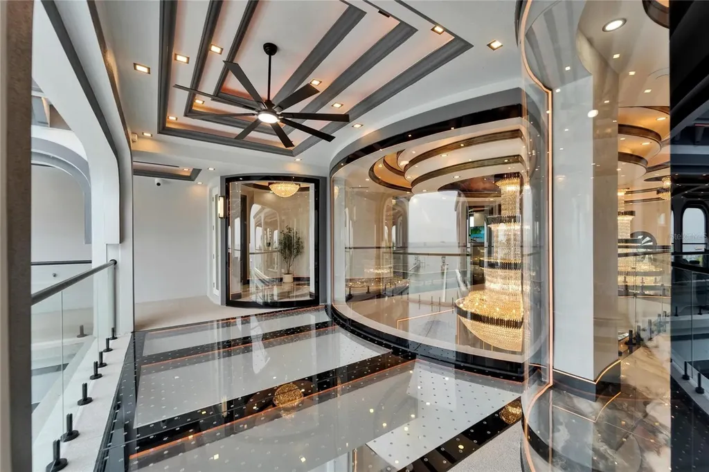 6526 Surfside Boulevard Apollo Beach FL 33572