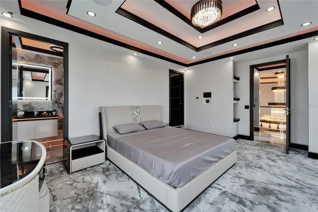 6526 Surfside Boulevard Apollo Beach FL 33572