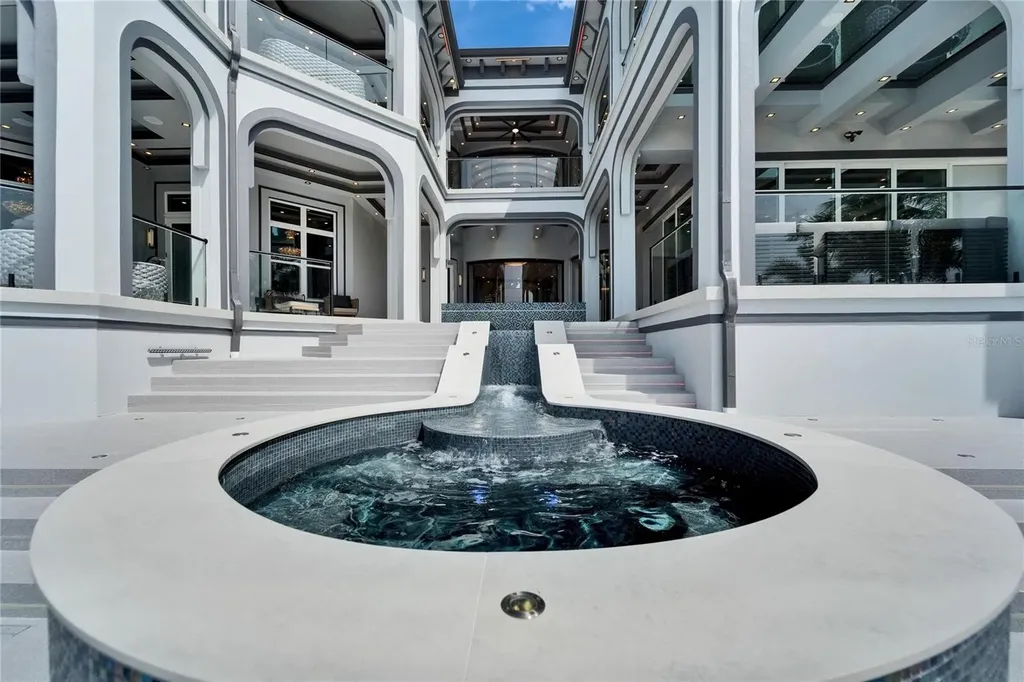 6526 Surfside Boulevard Apollo Beach FL 33572