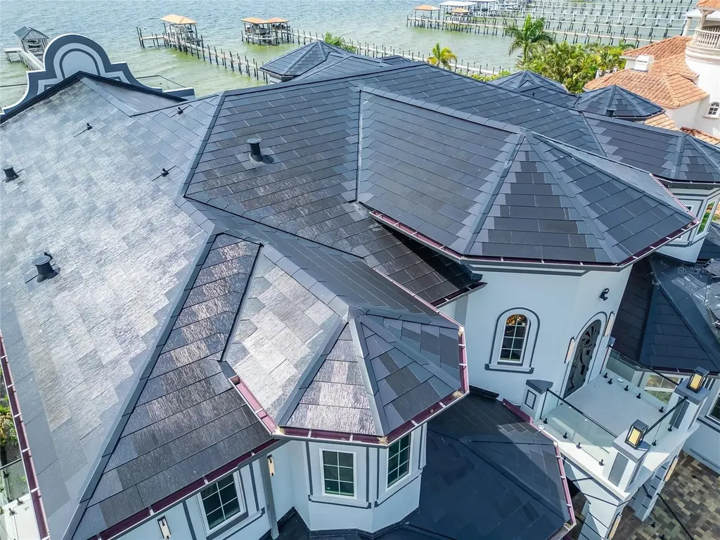 6526 Surfside Boulevard Apollo Beach FL 33572