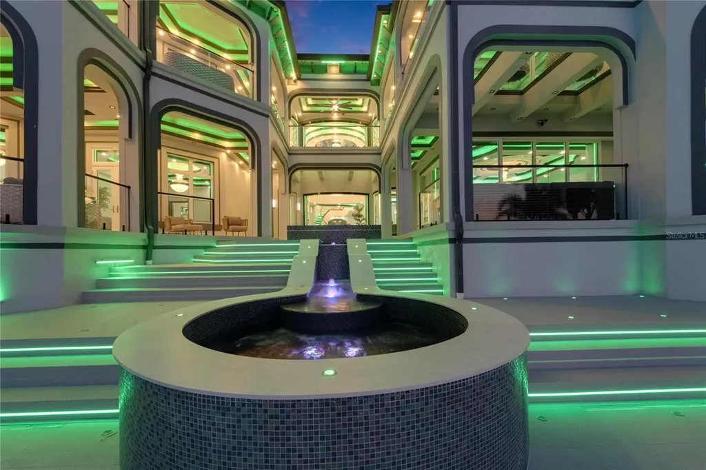 6526 Surfside Boulevard Apollo Beach FL 33572