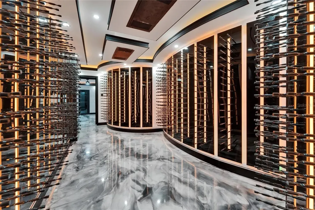 6526 Surfside Boulevard Apollo Beach FL 33572