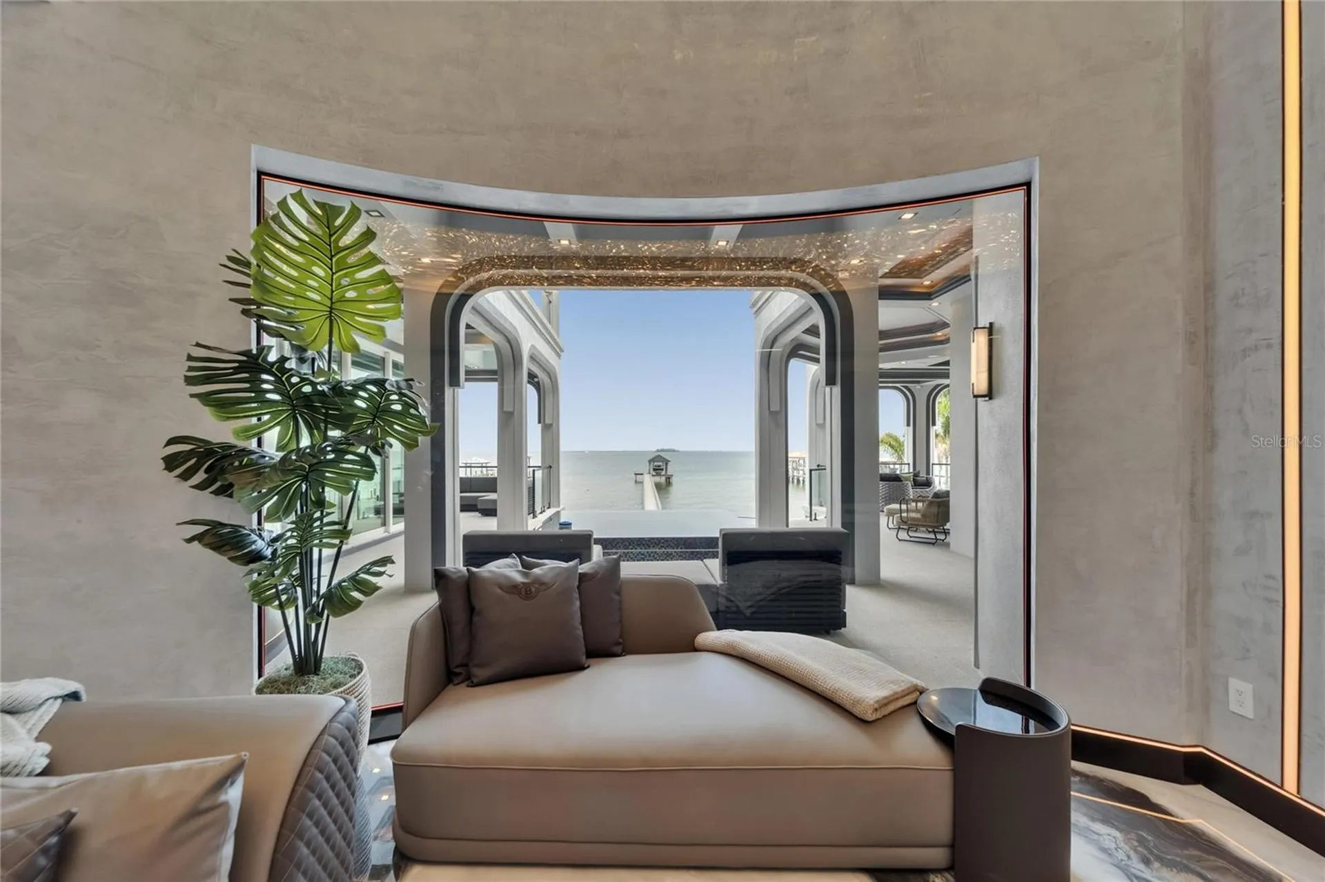 6526 Surfside Boulevard Apollo Beach FL 33572