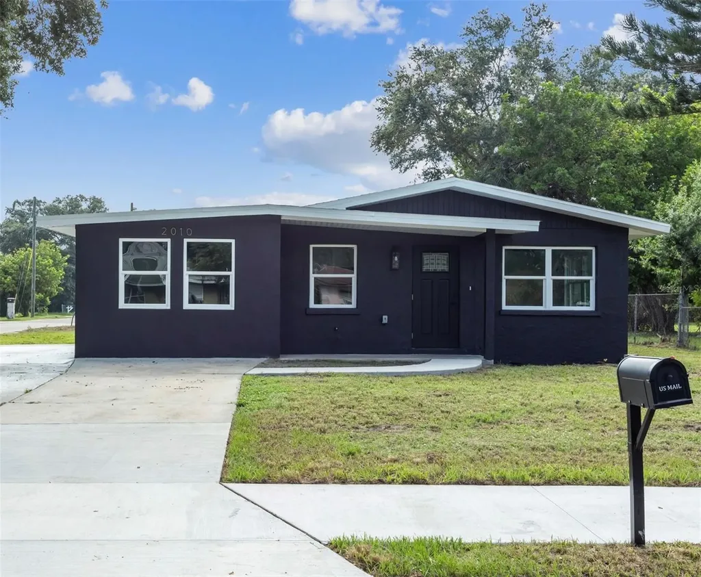 2010 4th Avenue W Palmetto FL 34221