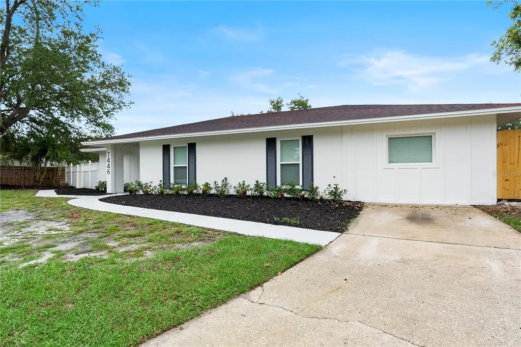 7446 Houston Court E Winter Park FL 32792