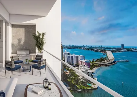 555 Quay Common Sarasota FL 34236