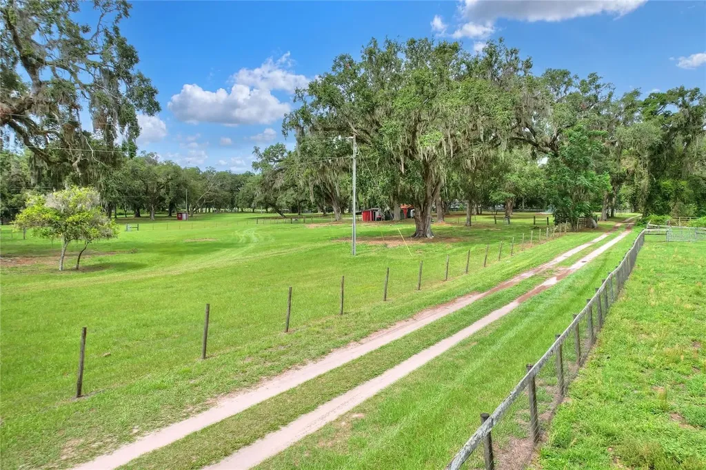 Tbd SE 14th Terrace Bushnell FL 33513