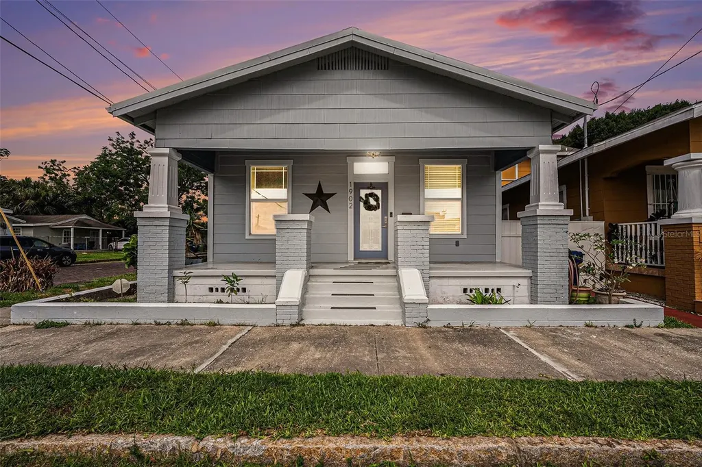 1902 N Tampania Avenue Tampa FL 33607