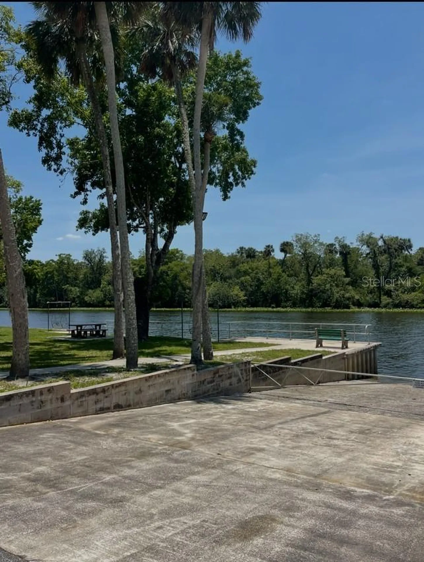 2701 Kingfisher Village Deland FL 32720