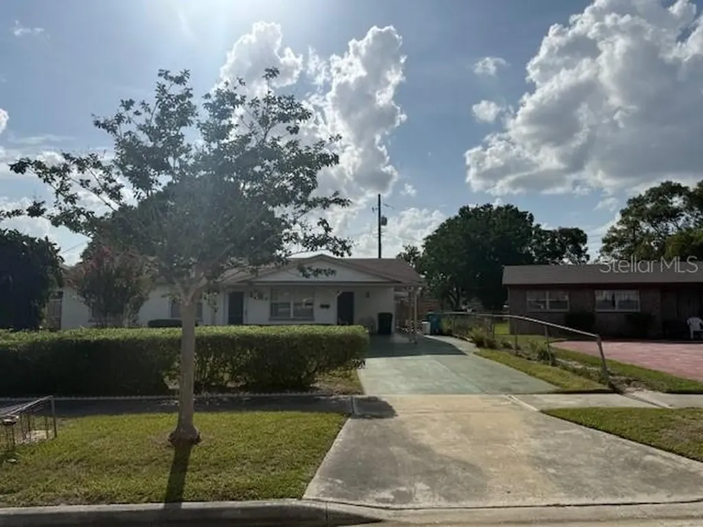 4339 Solomon Drive Orlando FL 32811