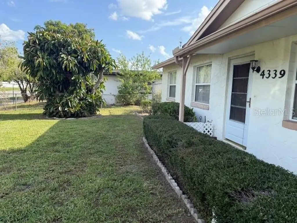 4339 Solomon Drive Orlando FL 32811