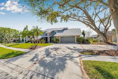 9011 Baywood Park Drive Seminole FL 33777