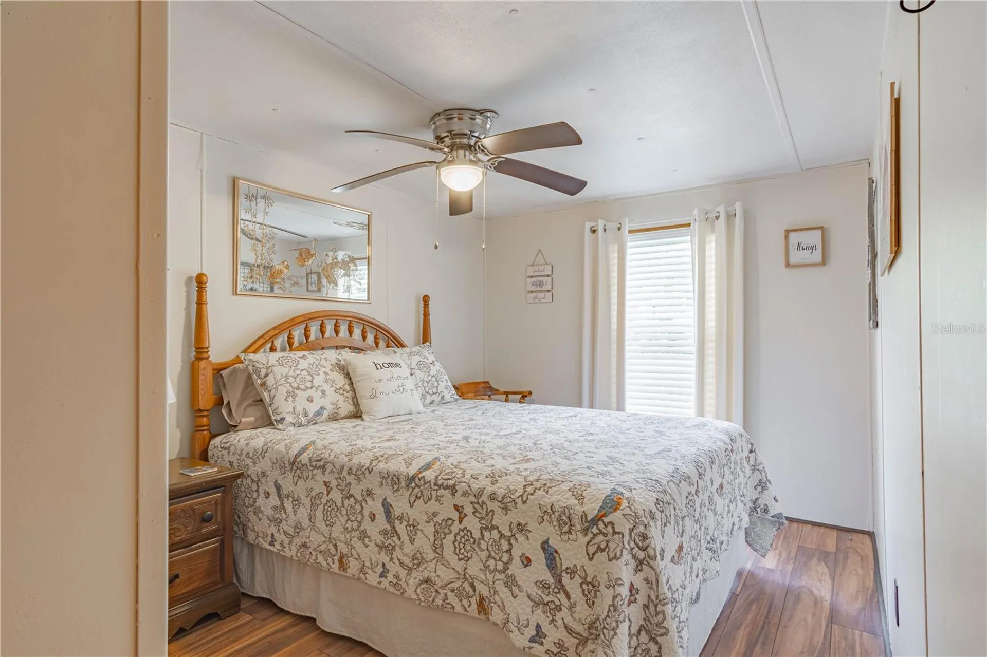 2634 Cr 416n Lake Panasoffkee FL 33538