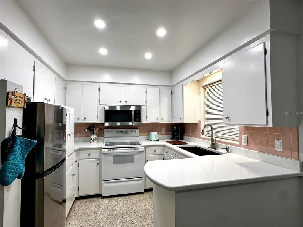 3605 Iroquois Avenue Sarasota FL 34234