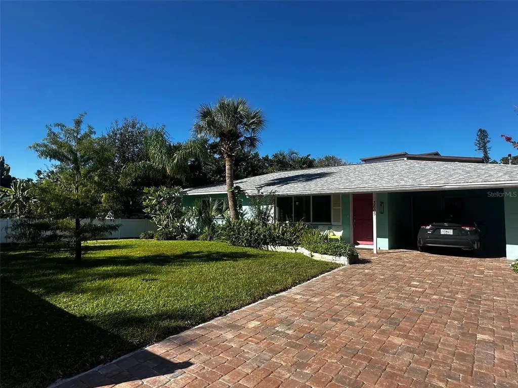 3605 Iroquois Avenue Sarasota FL 34234