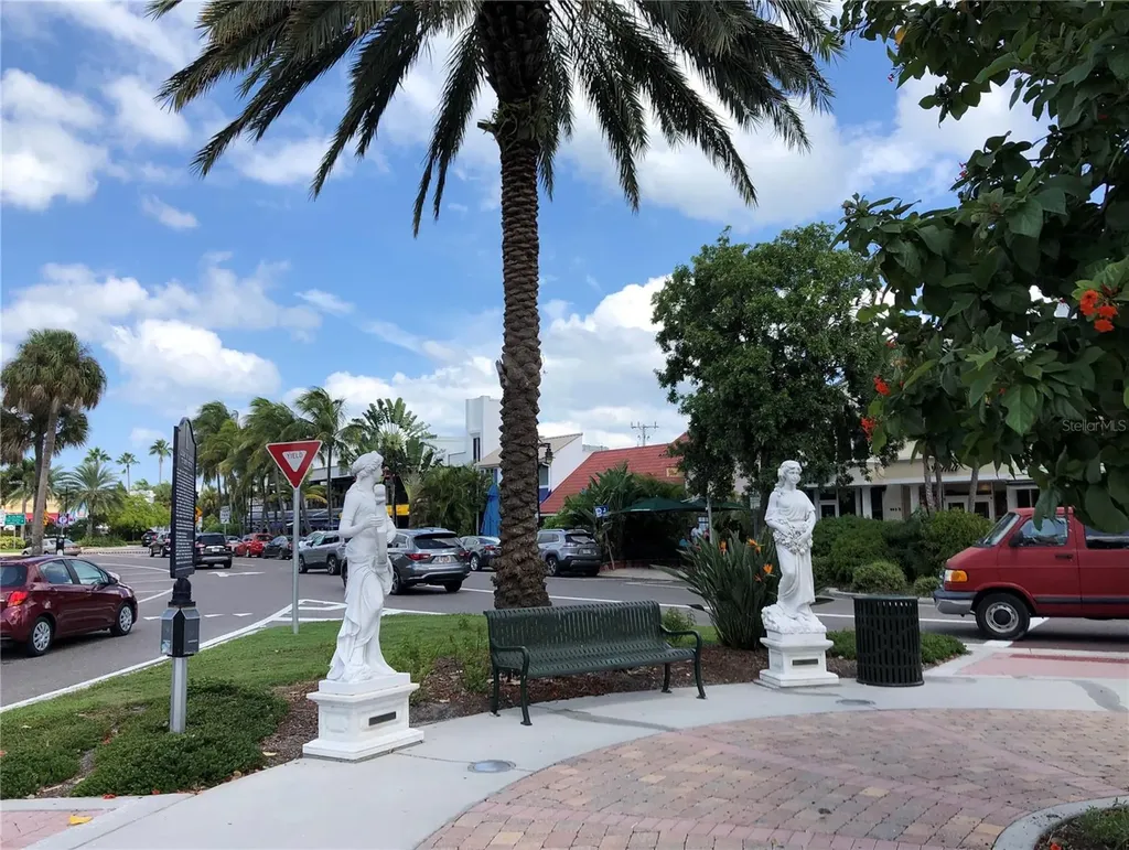 3605 Iroquois Avenue Sarasota FL 34234