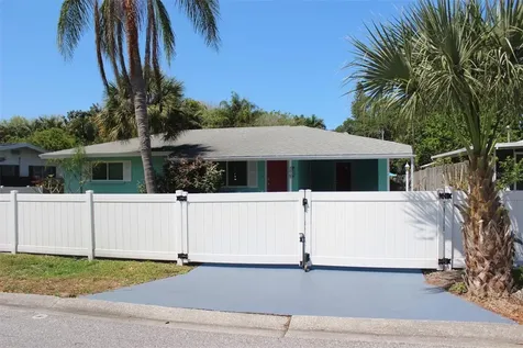 3605 Iroquois Avenue Sarasota FL 34234