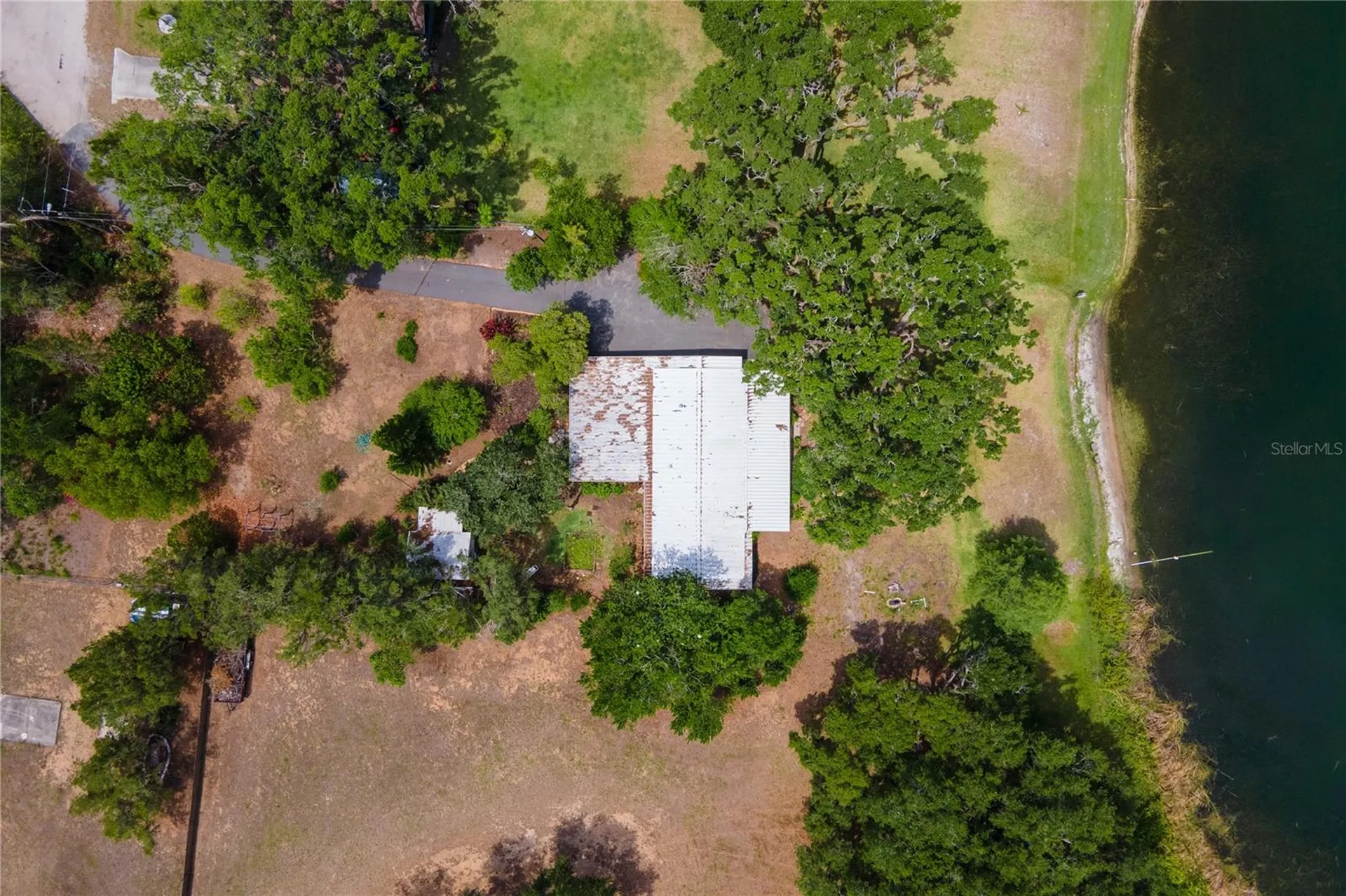 1451 Osceola Avenue Tavares FL 32778