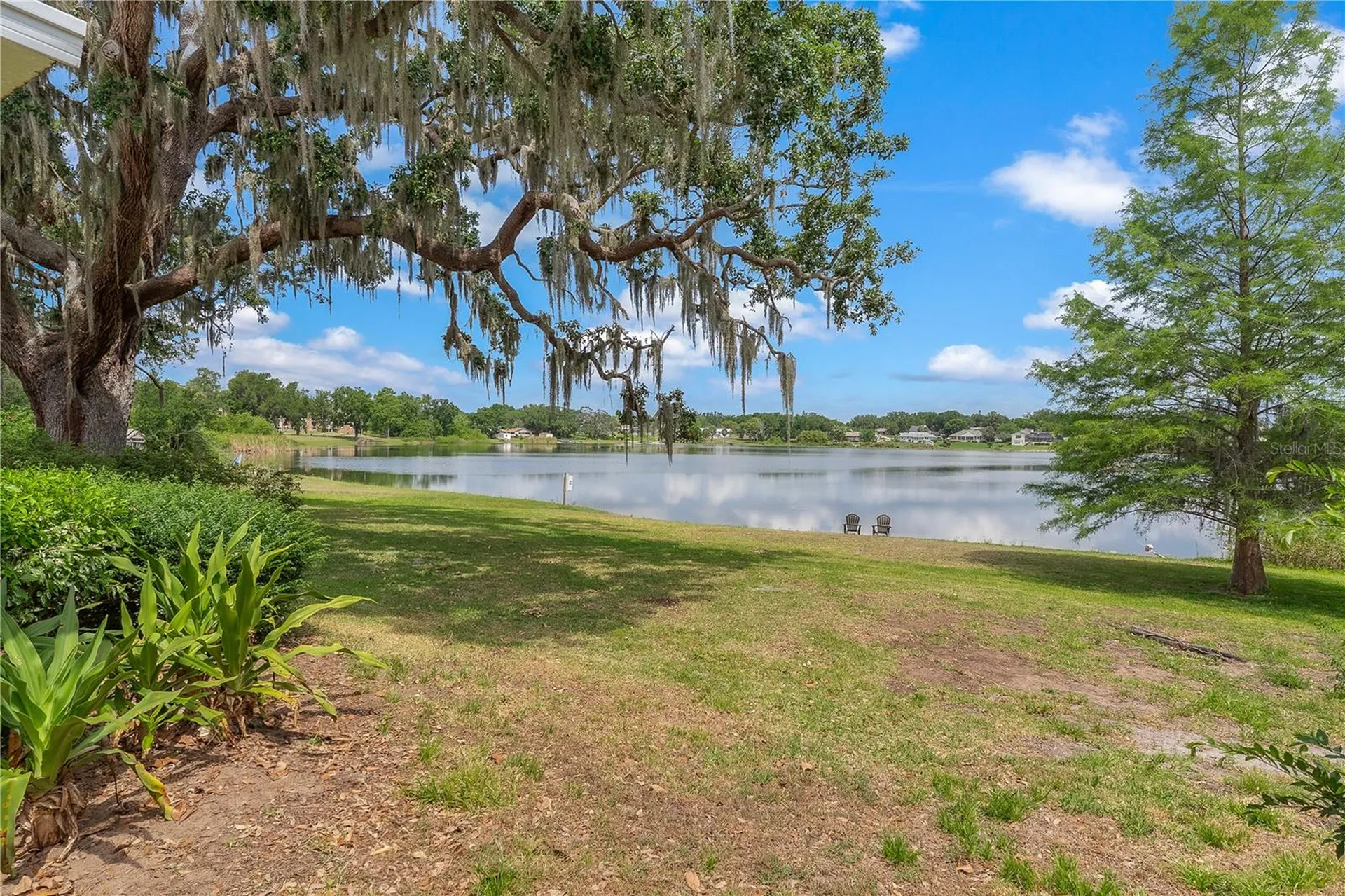1451 Osceola Avenue Tavares FL 32778
