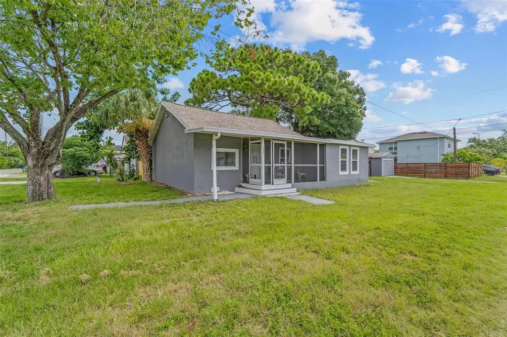 6426 S Himes Avenue Tampa FL 33611