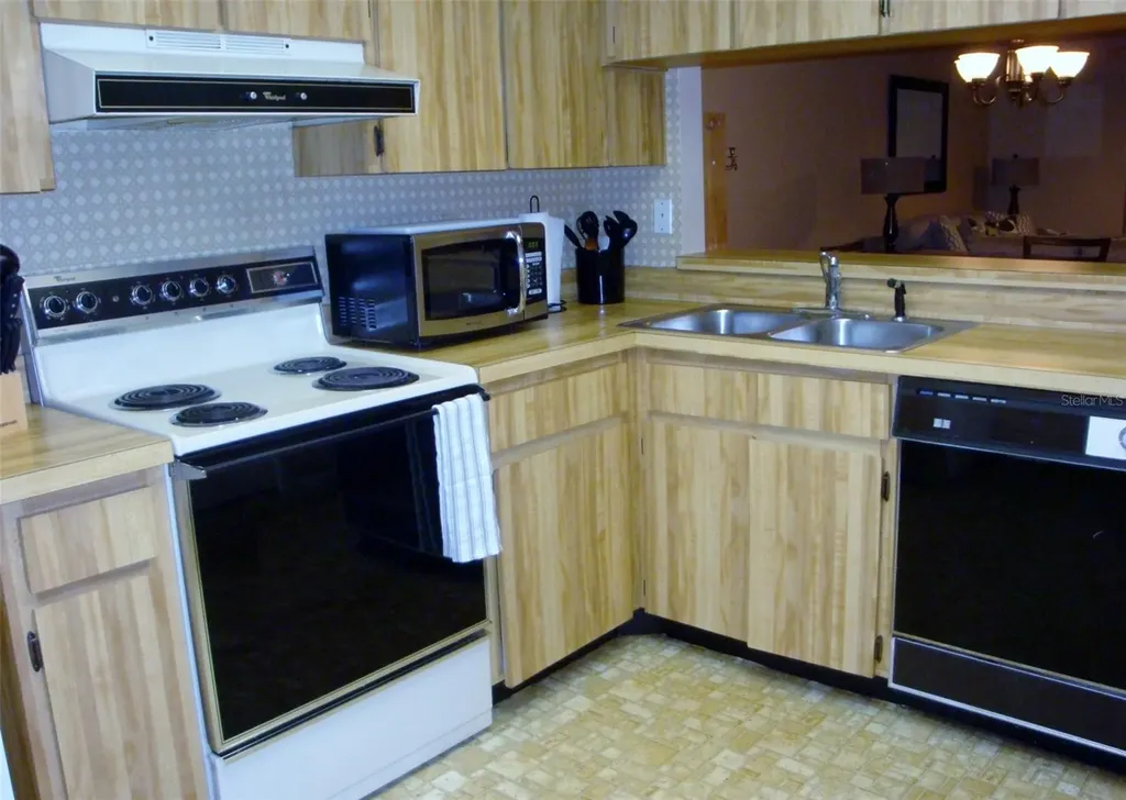 244 Cypress Lane Oldsmar FL 34677
