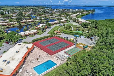 4096 El Dorado Cove Bradenton FL 34210