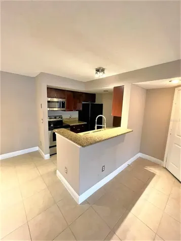 5116 Conroy Road Orlando FL 32811