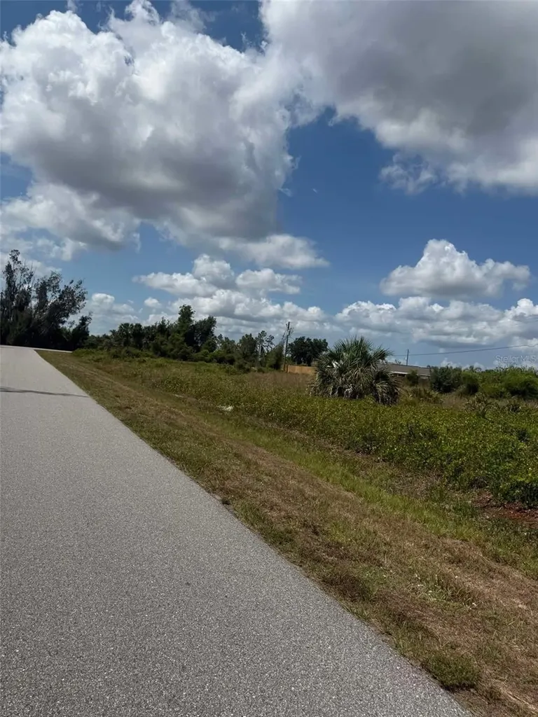 365 Coast Line Boulevard Punta Gorda FL 33982