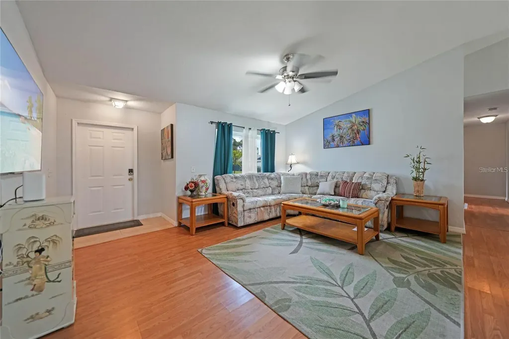 590 Ridgewood Street NW Port Charlotte FL 33952