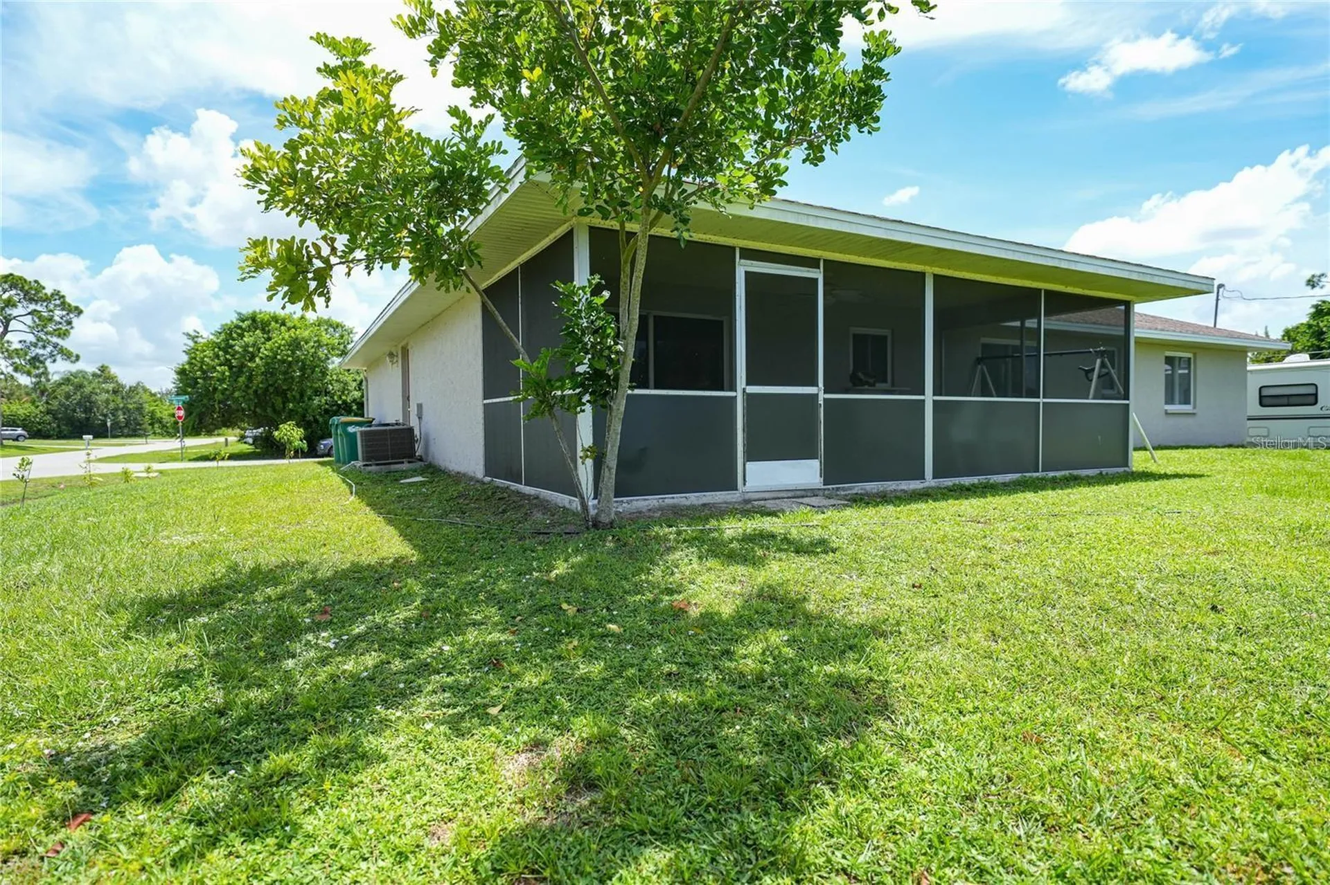 590 Ridgewood Street NW Port Charlotte FL 33952