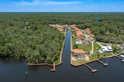 10234 W Middlburg Loop Homosassa FL 34448